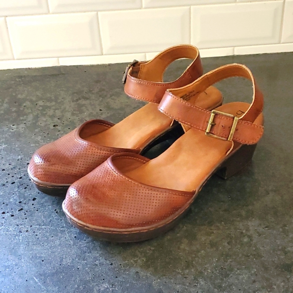 boc Brown Leather Mary Jane Heels
